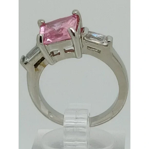 3.5 Ct Vintage 3-Stone White Gold Silver Tone Pink‎ Sim Diamond CZ Ring Size 10 - Picture 10 of 10